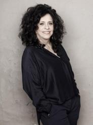 Gal está de volta com Quando Você Olha Pra Ela