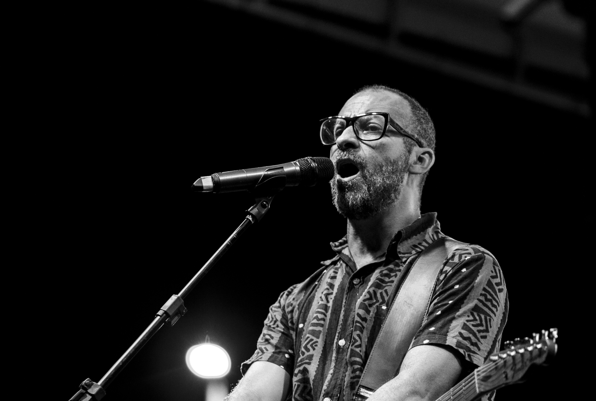 Lucas Santtana – Última Chamada Para A Colaboração