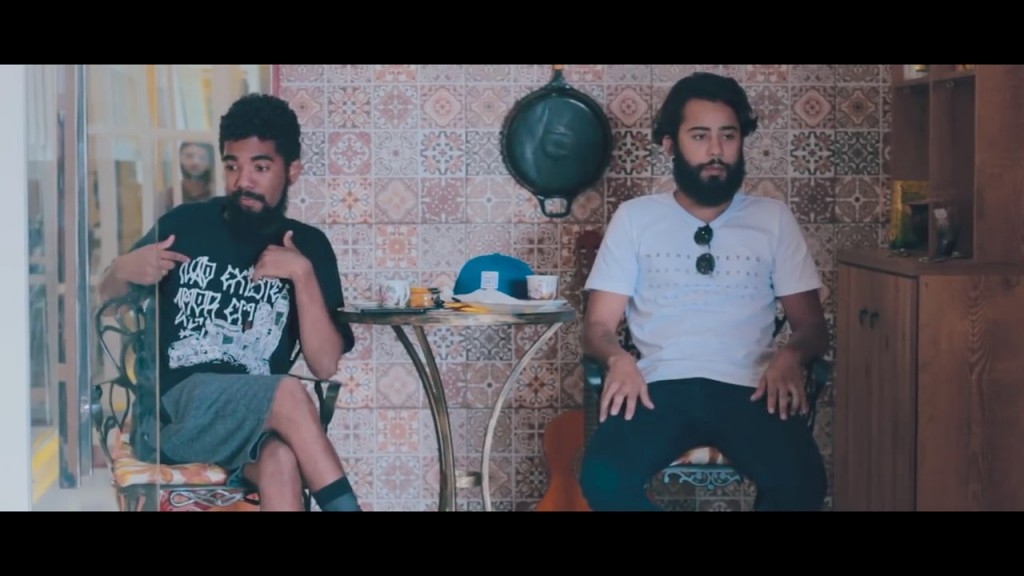 Mc Super Shock Part. Sislop - Desventura [VIDEOCLIPE OFICIAL].mp4_snapshot_01.33_[2018.04.21_11.43.27]