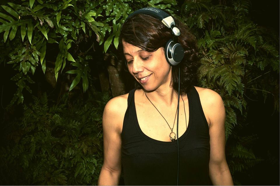 DJ Adriana Prates – Nos Aproximando da House Music (2018) Oganpaset 2