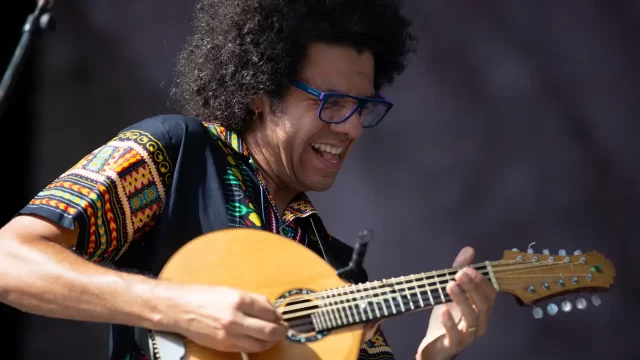 Hamilton de Holanda: memória, presente e o futuro da MPB