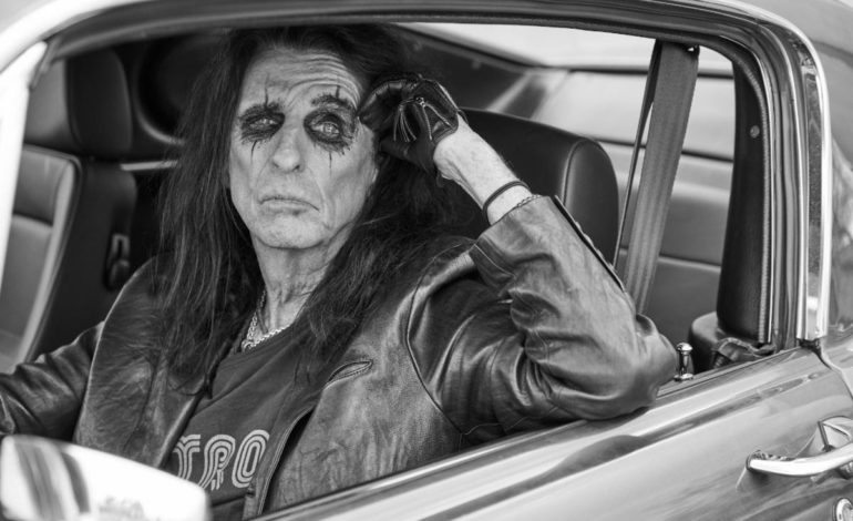 Alice Cooper never die