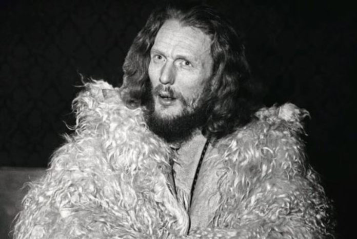 Ginger Baker, um adorável canalha: Beware, Mr. Baker (2012)