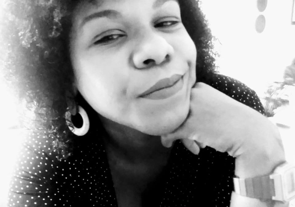 Bate-papo que fortalece: entrevista com Leila Grave