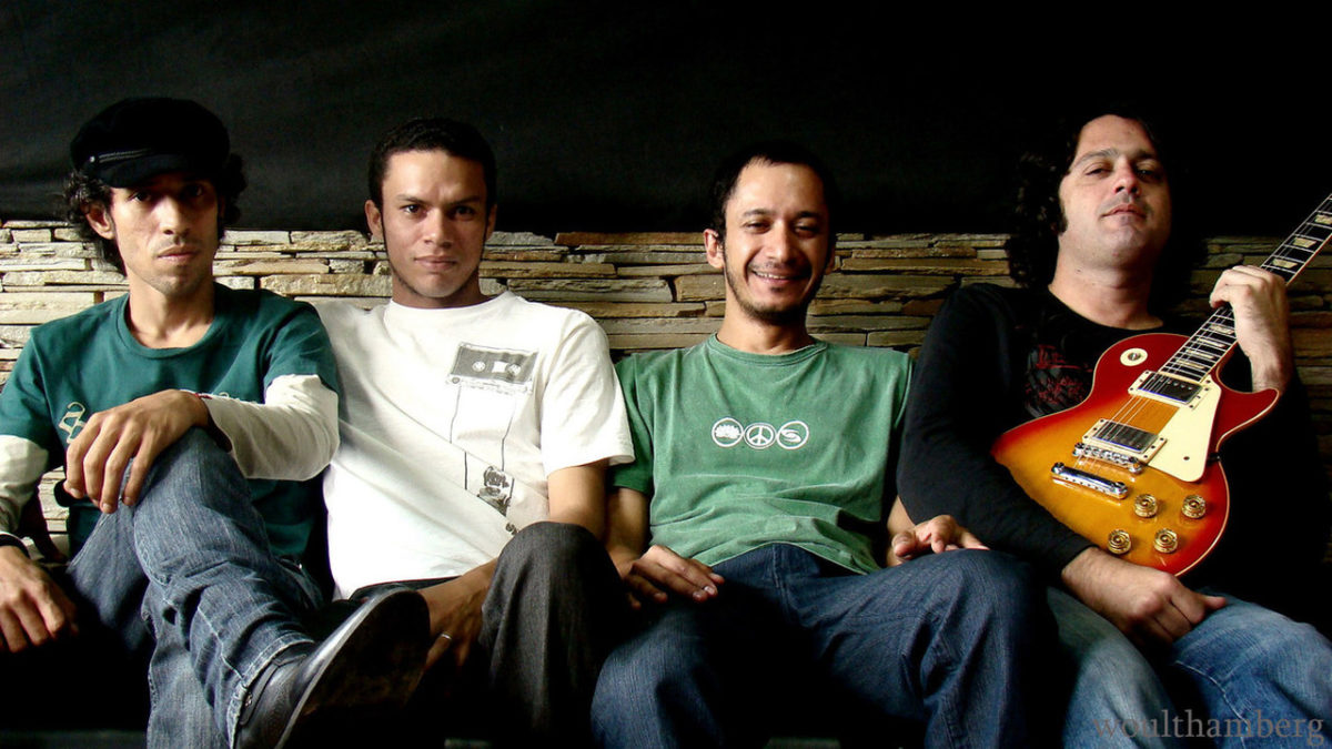 O cancioneirismo psicodélico da Mopho em seu 5o registro de estúdio