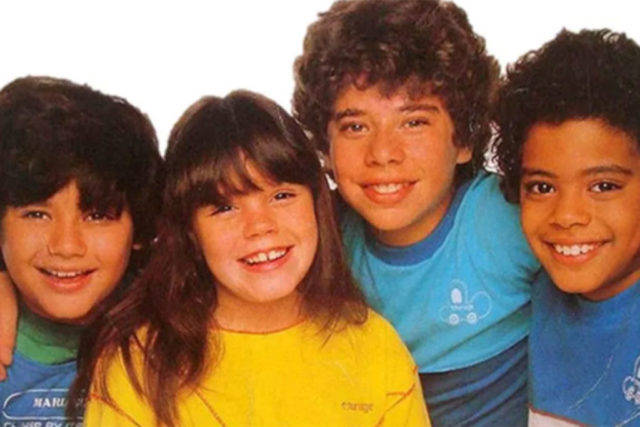 “CHEGA MAIS JUNTINHO, QUE O BALÃO JÁ VAI SUBIR…”