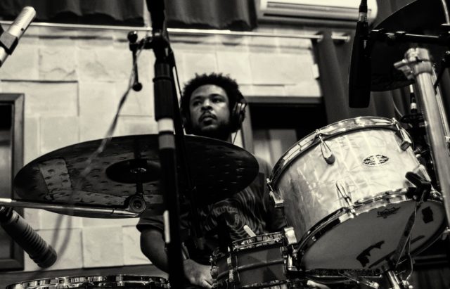 Jorge Dubman aka Dr. Drumah, um mestre vivo dos grooves infinitos