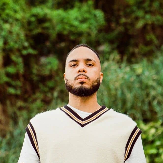 sódan e as folhas caindo de uma árvore renovada, Caraíva (2022), reflexões!