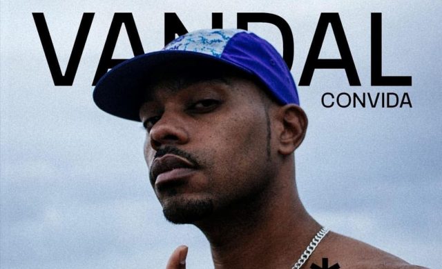 Vandal convidou e a rua compareceu lotando a praça Pedro Arcanjo no Pelourinho!