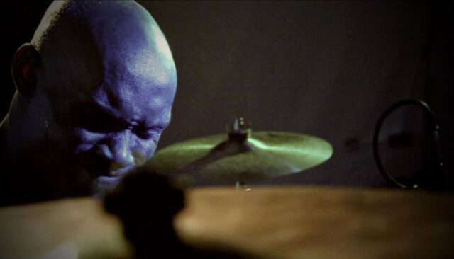 Jair Soares, 66 anos de ritmo vivo, levemente suave e encarnado!