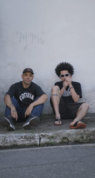 "Vasom Ruim" Bonsai & Vector Coletivo Delta 