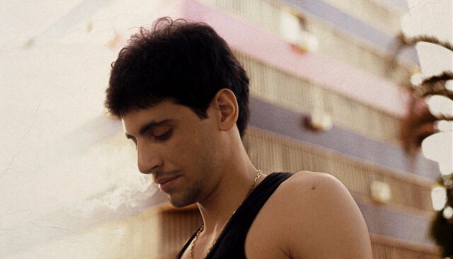 Dário Inerente em swingue crítico, “Bloco na Rua” é uma afirmação da força do Rap Baiano!